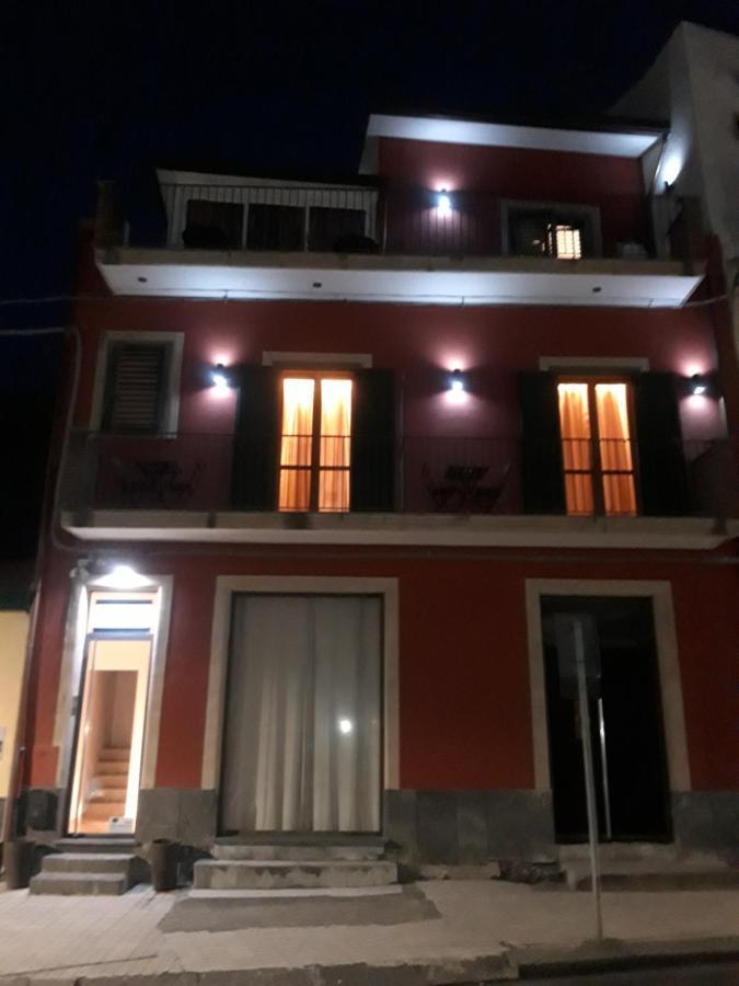 Bed & Breakfast Dietro Le Mura Aci Castello Buitenkant foto