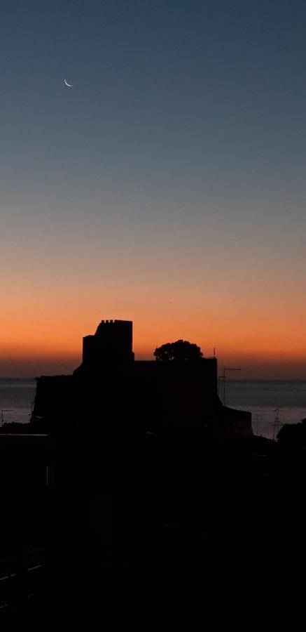 Bed & Breakfast Dietro Le Mura Aci Castello Buitenkant foto